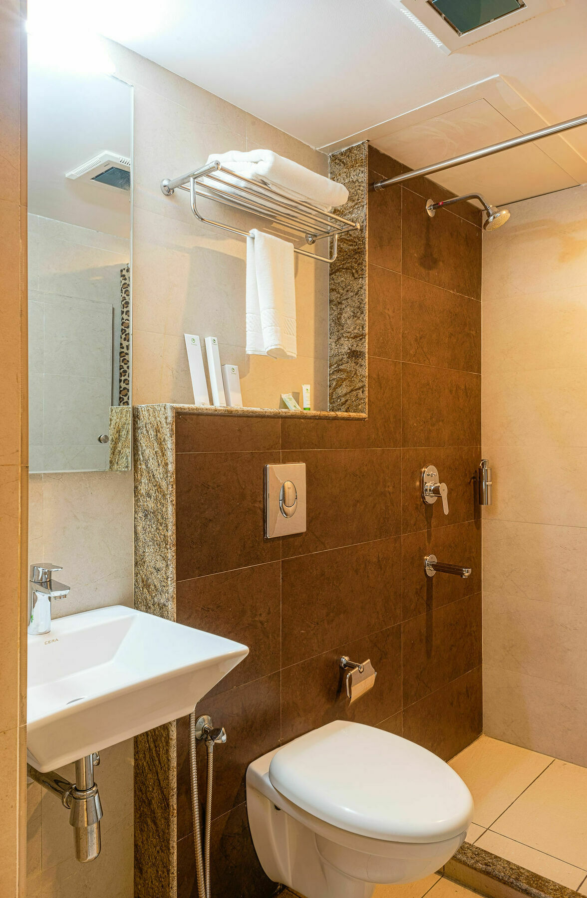 Hotel Treebo Fourth Avenue Chennai Exterior foto